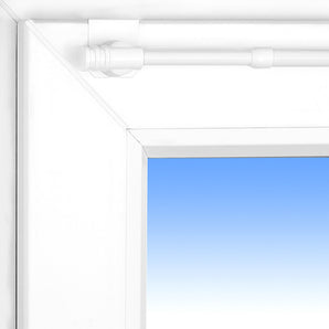 Weiße Gardinenstange Basic Fix-klick mit Fensterhaken am Fenster