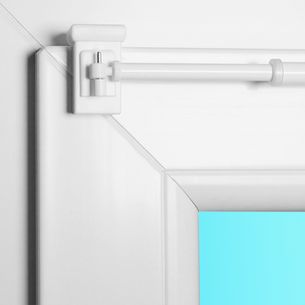 Weiße ausziehbare Gardinenstange Style mit Fensterhaken
