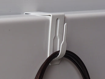 Metall Fensterhaken oben Fenster mit eingehangener Dekoration