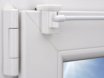 Verstellbarer Fensterhaken oben seitlich mit Gardinenstange